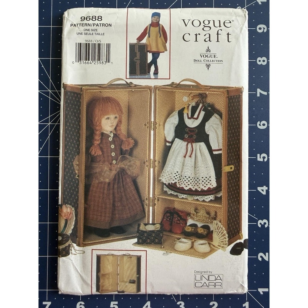 VOGUE Craft Linda Carr Pattern 9688/613 DOLL TRUNK Clothing Storage UNCUT FF